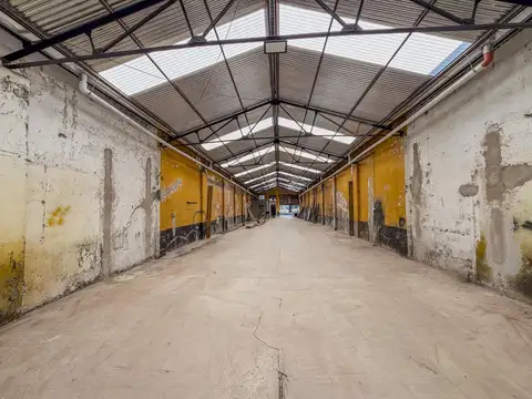 ALQUILER - DEPOSITO - VILLA SOLDATI - 340m2 MIXTURA 4