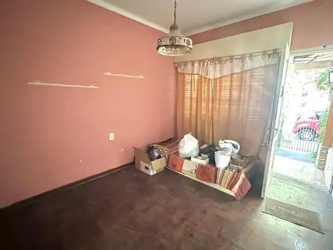 Depto Tipo Casa 3 ambientes con 2 baños