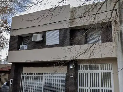 VENTA de Casa de 3 Dormitorios en Guadalupe Este, Santa Fe.