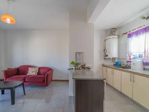 Depto Tipo Casa 2 ambientes con 1 baño