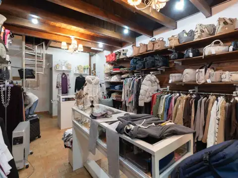 Local en Venta 35 años