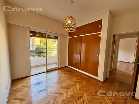 Departamento 2 dormitorios, balcón, patio, Vicente López de Maipú a vías