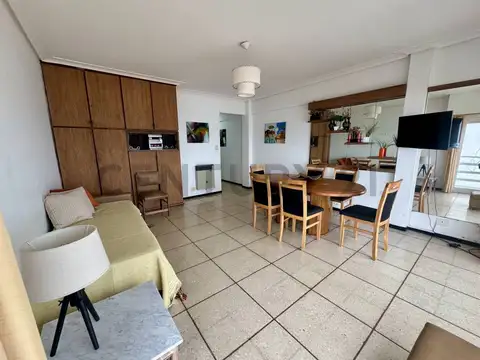 AVENIDA 12 1100, Piso 12
