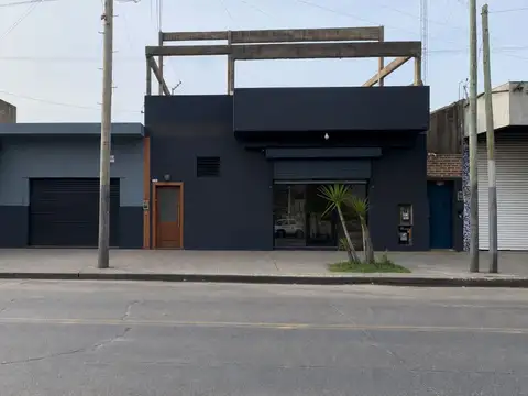 VENTA EN BLOQUE 3 locales + Vivienda - M. Chingolo