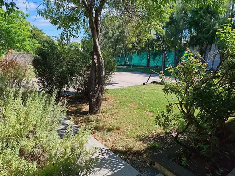 Casa 6 ambientes con 1 baño