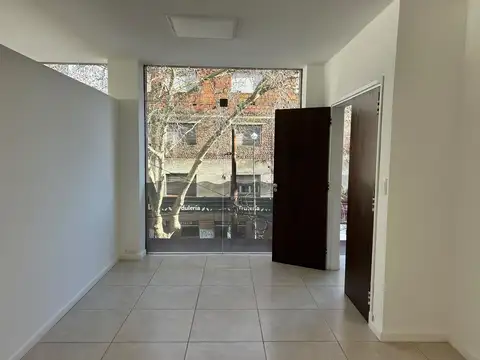 Oficina en Alquiler en Centro, $ 1.200.000