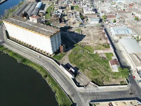 Alquiler Terreno en  Avellaneda - 10.000 m2