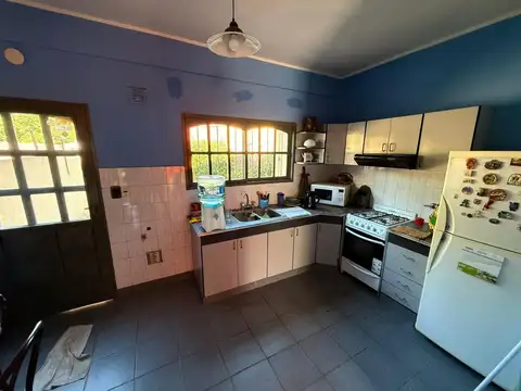 Depto Tipo Casa en Alquiler con 1 cocheras