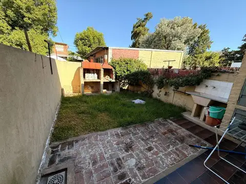 Depto Tipo Casa en Alquiler en Ituzaingo, $ 750.000