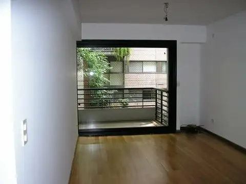 SINCLAIR 3100, Piso 2
