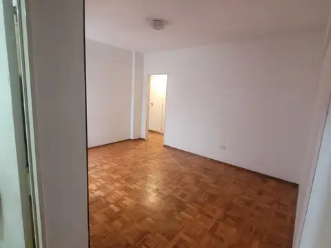 Departamento en Alquiler en Barrio Norte, $ 650.000