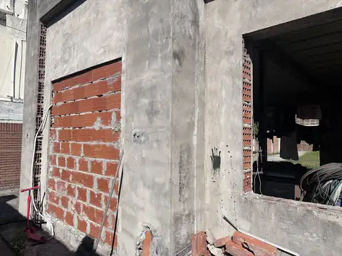 Casa en Venta en Villa Santos Tesei, USD 200.000