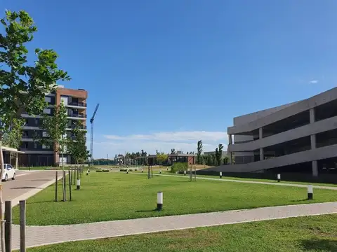 Departamento en Alquiler en Fisherton, $ 380.000