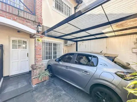 Depto Tipo Casa en Venta de 3 dormitorios