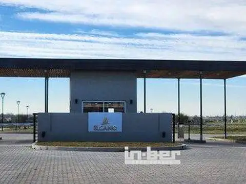 LOTE EN BARRIO CERRADO