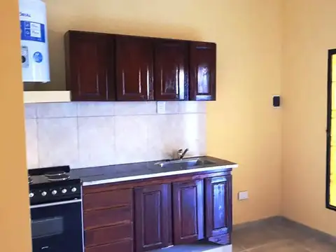 Casa 5 ambientes con 2 baños