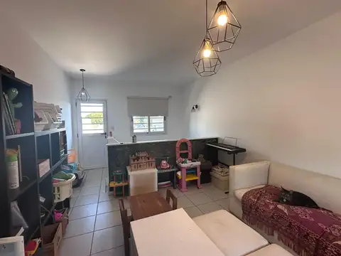 Casa en Venta en Ingeniero Adolfo Sourdeaux, USD 105.000