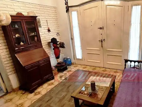 Casa en Venta en Castelar, USD 165.000