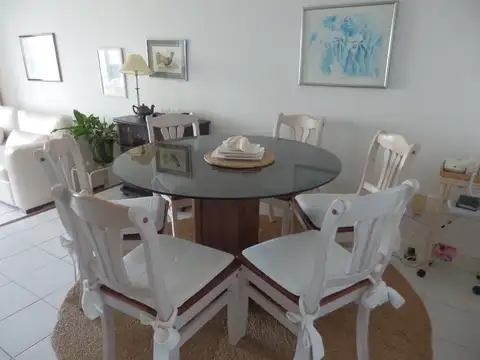 MA. E. VAZ FERREIRA 200, Piso 2