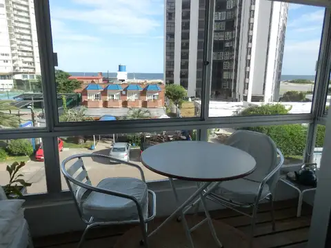 Departamento - Venta - Uruguay, PLAYA BRAVA PUNTA DEL ESTE - MA. E. VAZ FERREIRA 202
