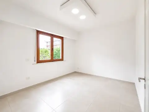 Depto Tipo Casa en Alquiler de 3 dormitorios