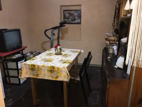 Dto tipo casa de 3 ambientes interno