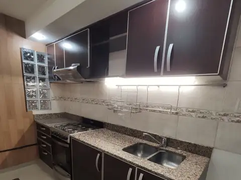 Depto Tipo Casa 2 ambientes con 1 baño