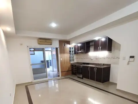 LAMARCA, EMILIO 4900