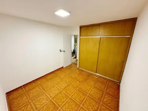 Tres ambientes en alquiler en Barrio Mil viviendas