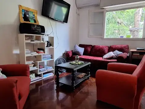 Depto Tipo Casa en Venta de 7 ambientes