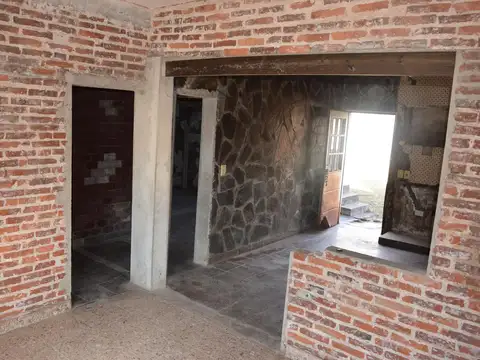 Casa 3 ambientes con 1 baño