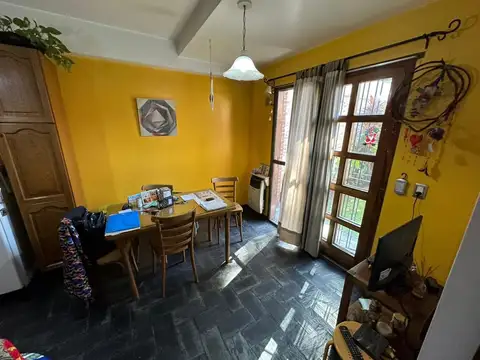 Depto Tipo Casa en Venta de 4 ambientes