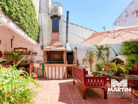 Casa en venta San Isidro, 5 amb   estudio independiente