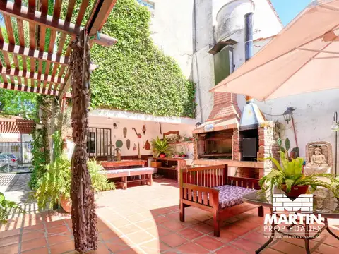 Casa en venta San Isidro, 5 amb   estudio independiente