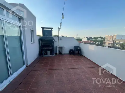 PH 3 Ambientes con terraza y parrilla propias en Villa Urquiza!