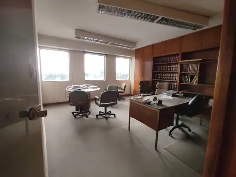 ALEM LEANDRO N. AV. 700, Piso 5