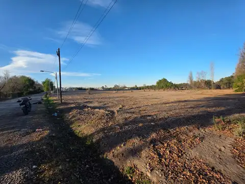 Gran terreno en venta S. F. del Monte, Guaymallén