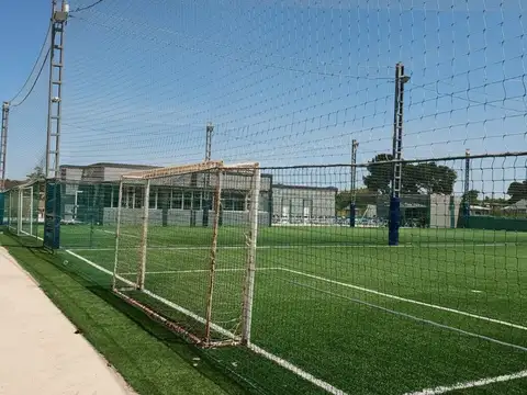 VENTA – COMPLEJO DEPORTIVO DE ALTA CATEGORÍA