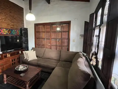 Casa en Venta en Burzaco, USD 95.000