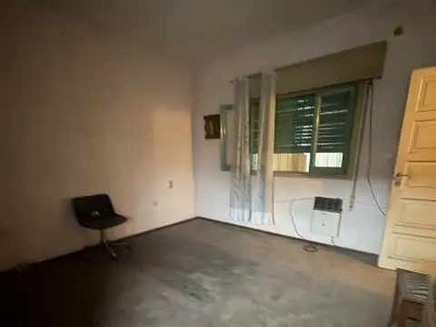 Carrasco 1680 - Casa en PB y Departamento en PA - Arroyito