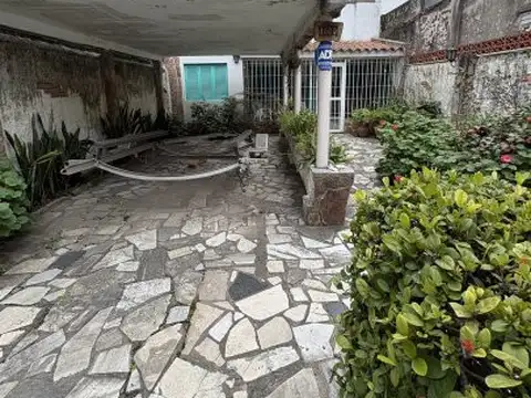 Carrasco 1860 , Piso 0