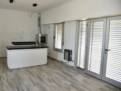Casa 2 ambientes con 1 baño