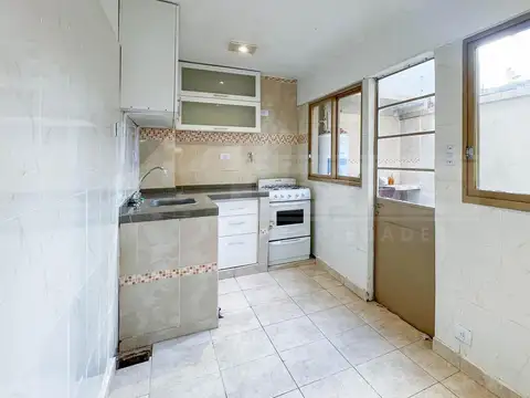 Depto Tipo Casa 2 ambientes con 1 baño
