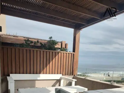 Apartamento en venta c/ cochera en La Barra