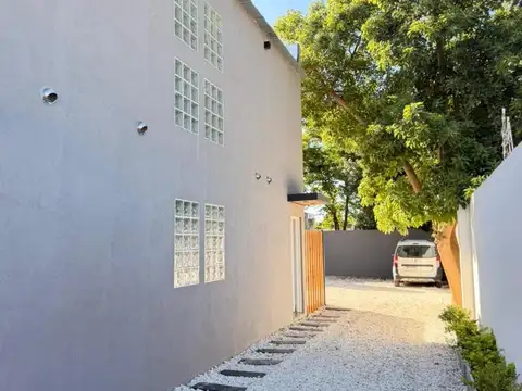 Depto Tipo Casa en Alquiler de 2 ambientes