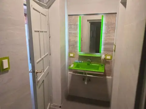 Casa en Venta con 5 cocheras