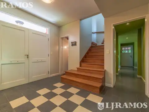 Casa en Venta en El Estribo, USD 380.000