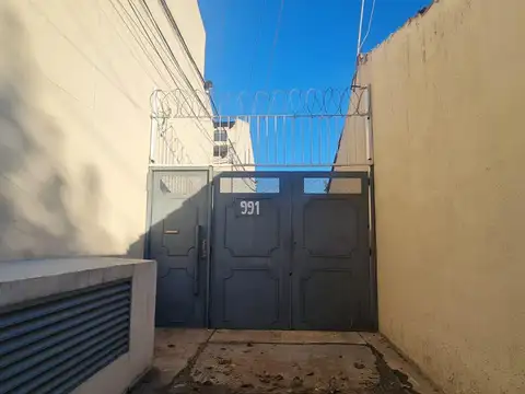 Maximo Paz  al 900