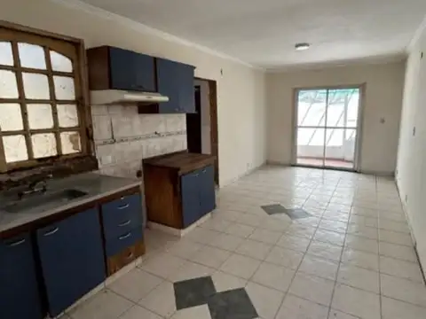 Depto Tipo Casa en Venta de 2 ambientes
