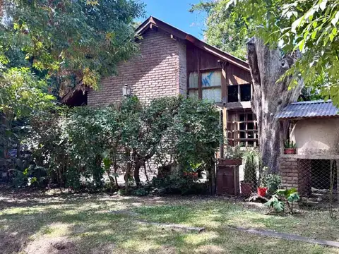 CASA EN  VENTA BARRIO LA ESMERALDA
